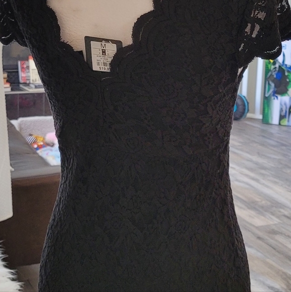U2B Urban Basics Black Lace Dress and vintage Pearl Choker - Picture 5 of 7